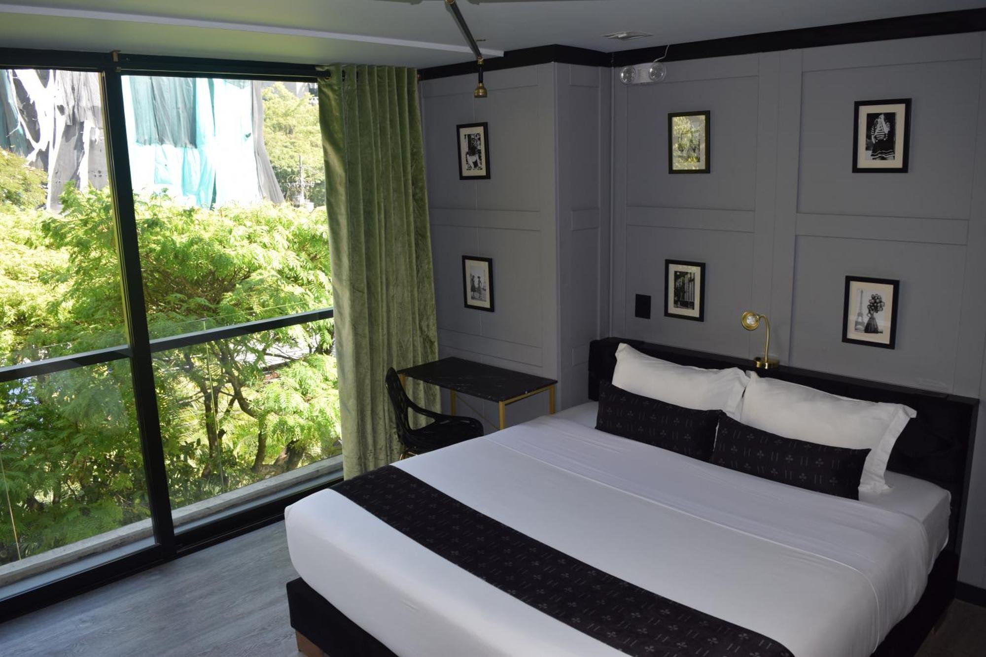 Hotel Helene Medellin Bagian luar foto