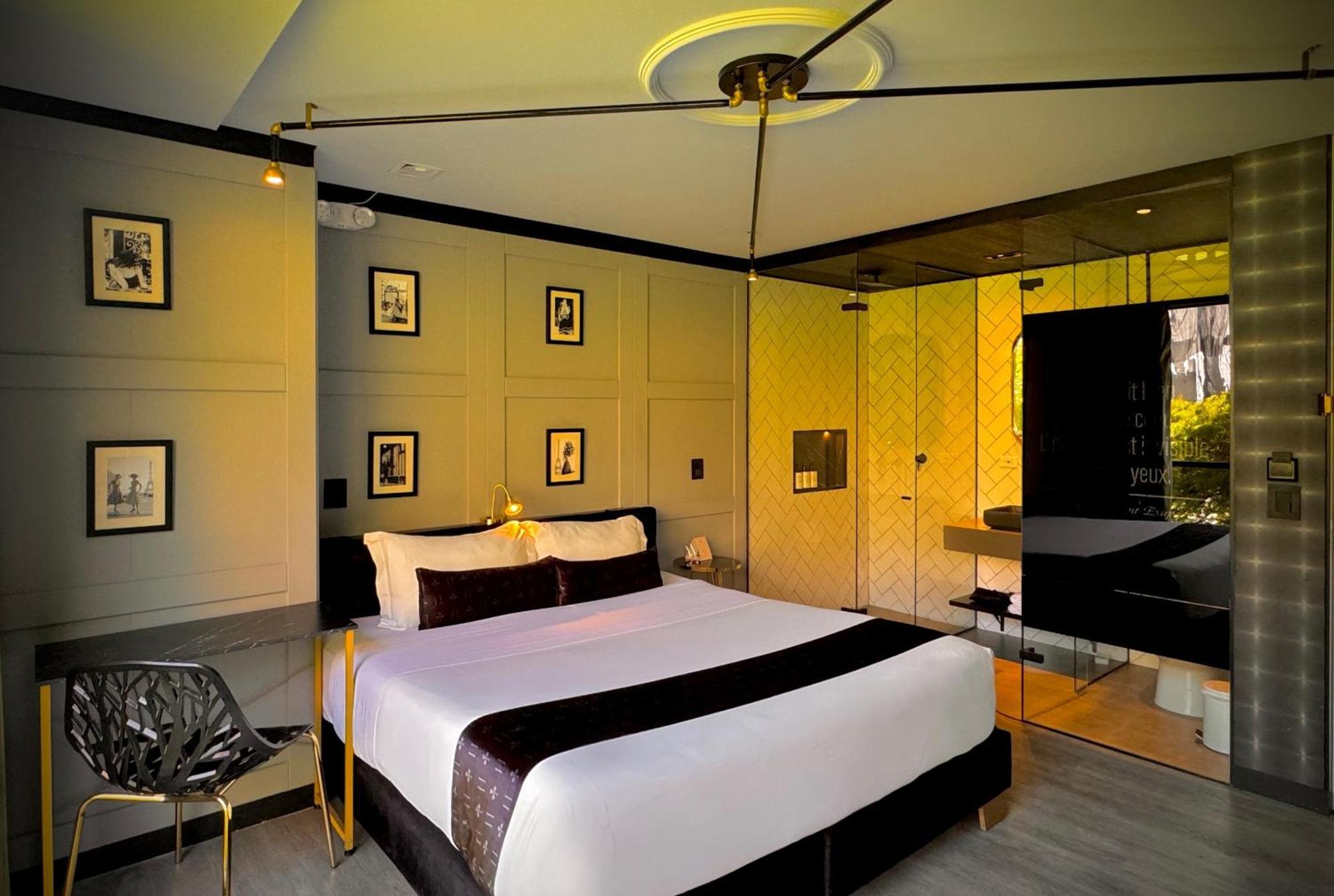 Hotel Helene Medellin Bagian luar foto