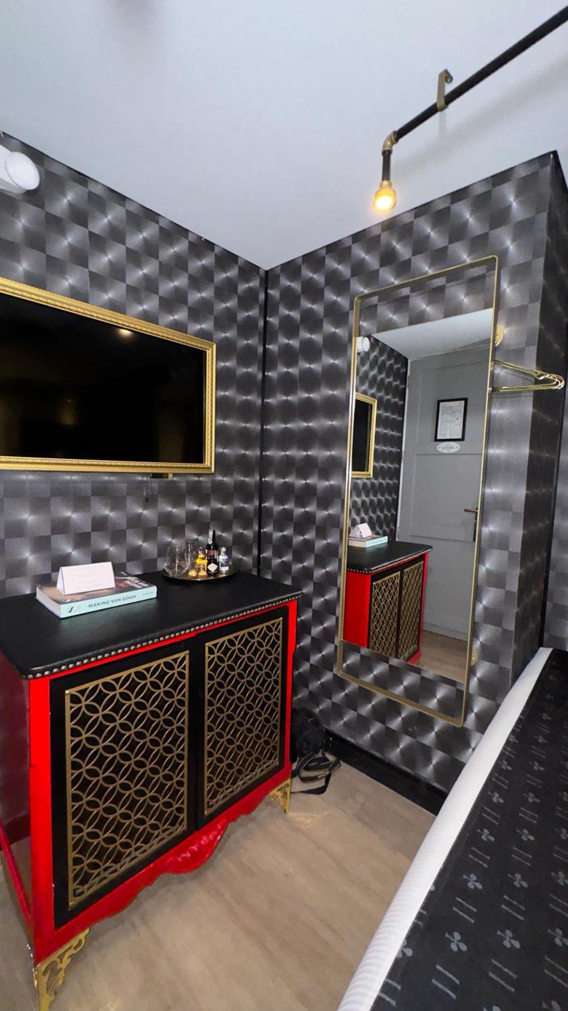 Hotel Helene Medellin Bagian luar foto