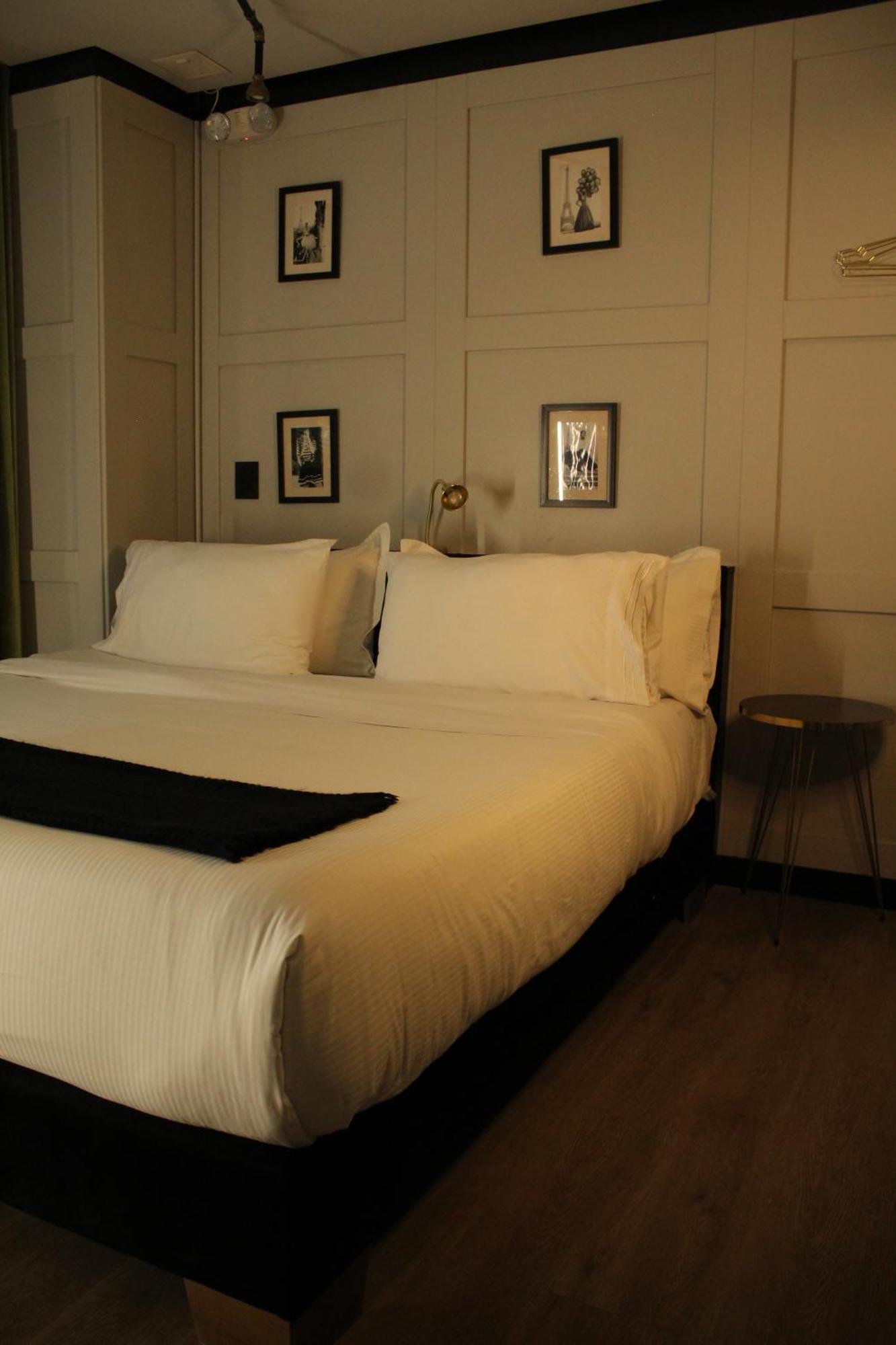 Hotel Helene Medellin Bagian luar foto