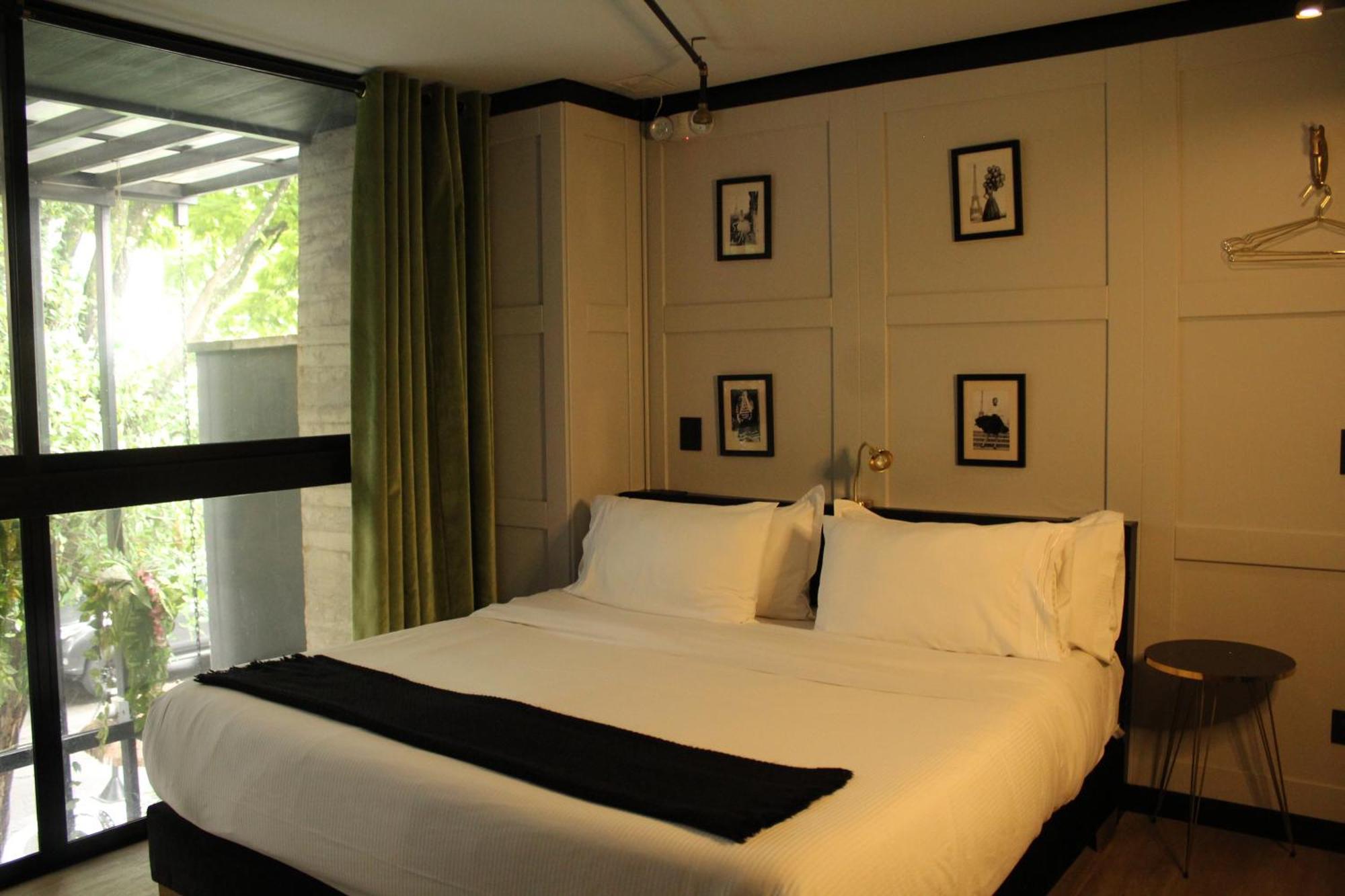 Hotel Helene Medellin Bagian luar foto